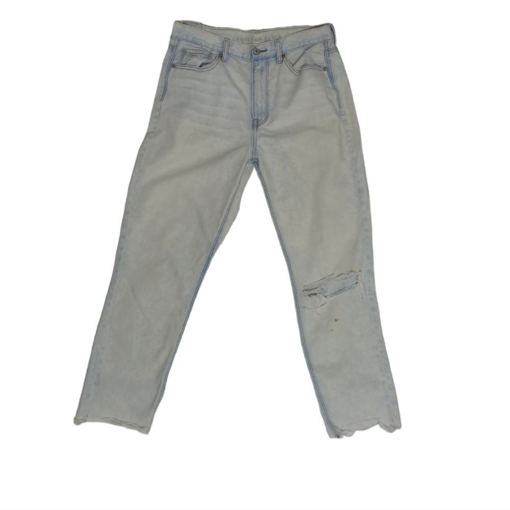 AMERICAN EAGLE destroyed mom jean light wash distressed high rise ankle 12